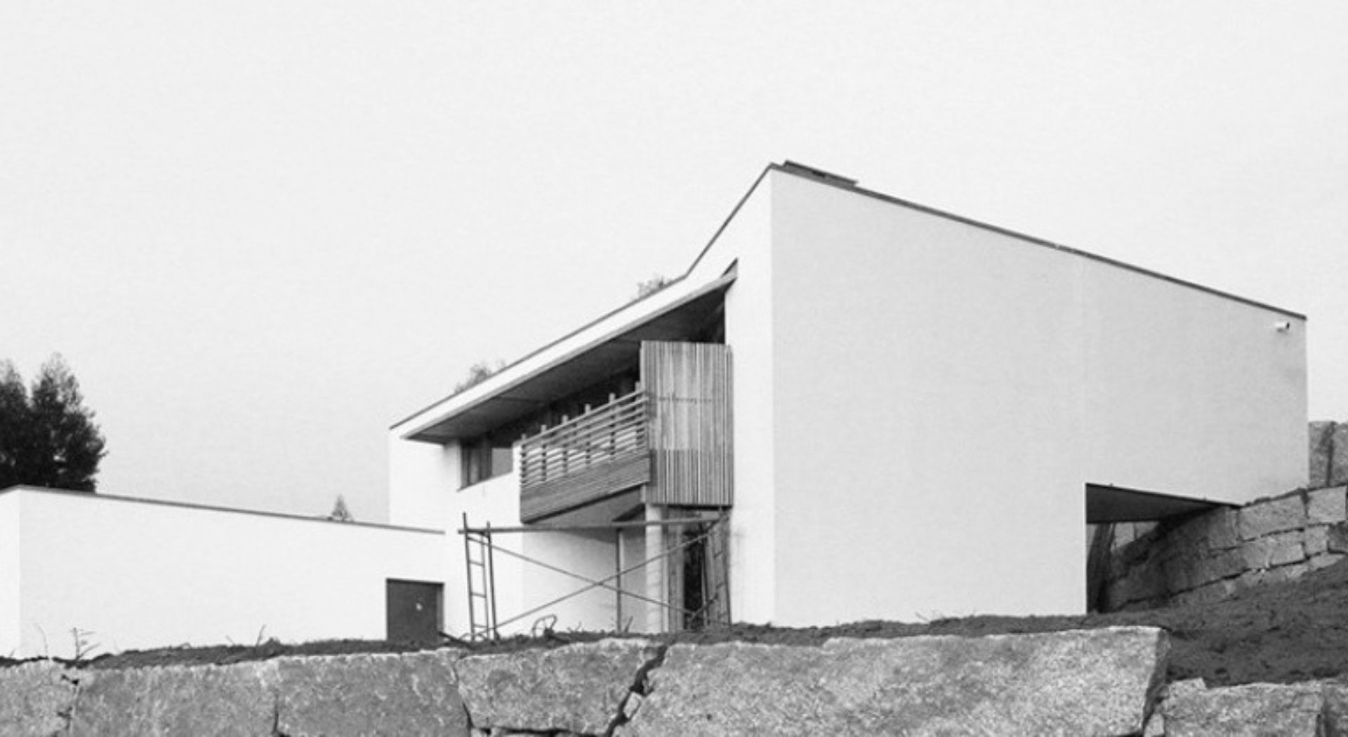 Arquitecto Villagarcía de Arousa casa en obras blanco y negro